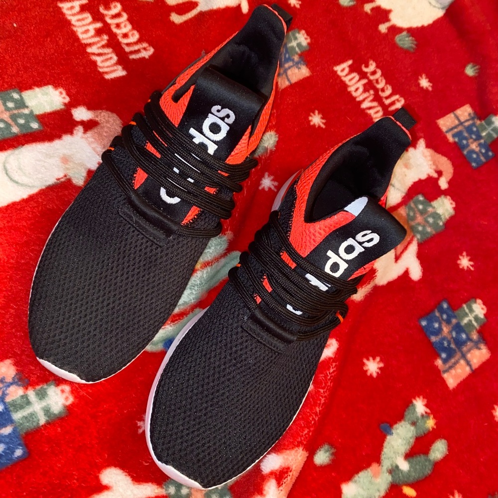 Adidas tennis shoes